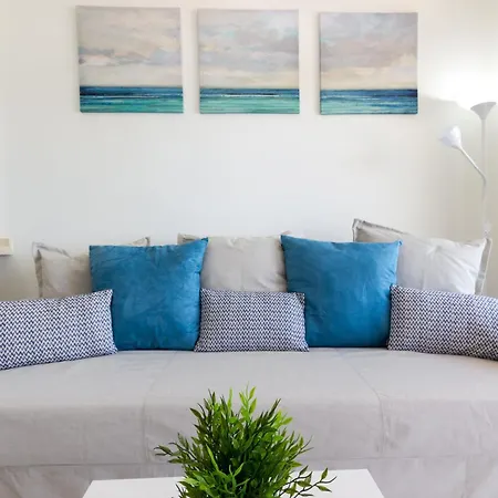 Blue Vista Apartment *